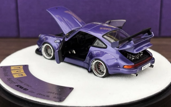 PGM One Model 1:64 Rauh-Welt Begriff Porsche 911 930 RWB Online