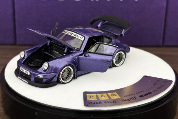 PGM One Model 1:64 Rauh-Welt Begriff Porsche 911 930 RWB Online